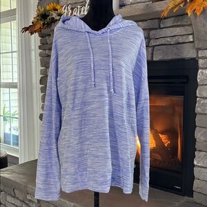Marika Pullover Hoodie,light
heather luster,extended hem,soft,stretch,warm